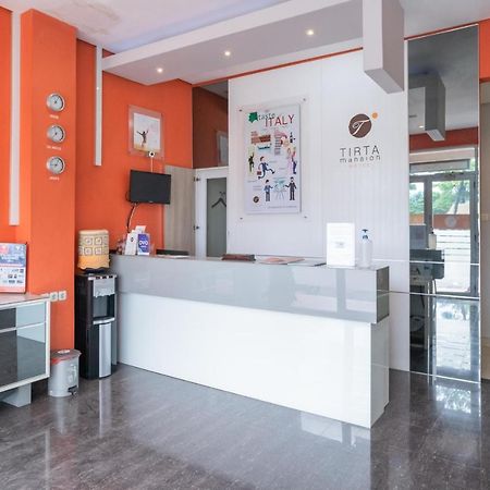 Reddoorz At Tirta Mansion Paramount Gading Cicayur Екстериор снимка