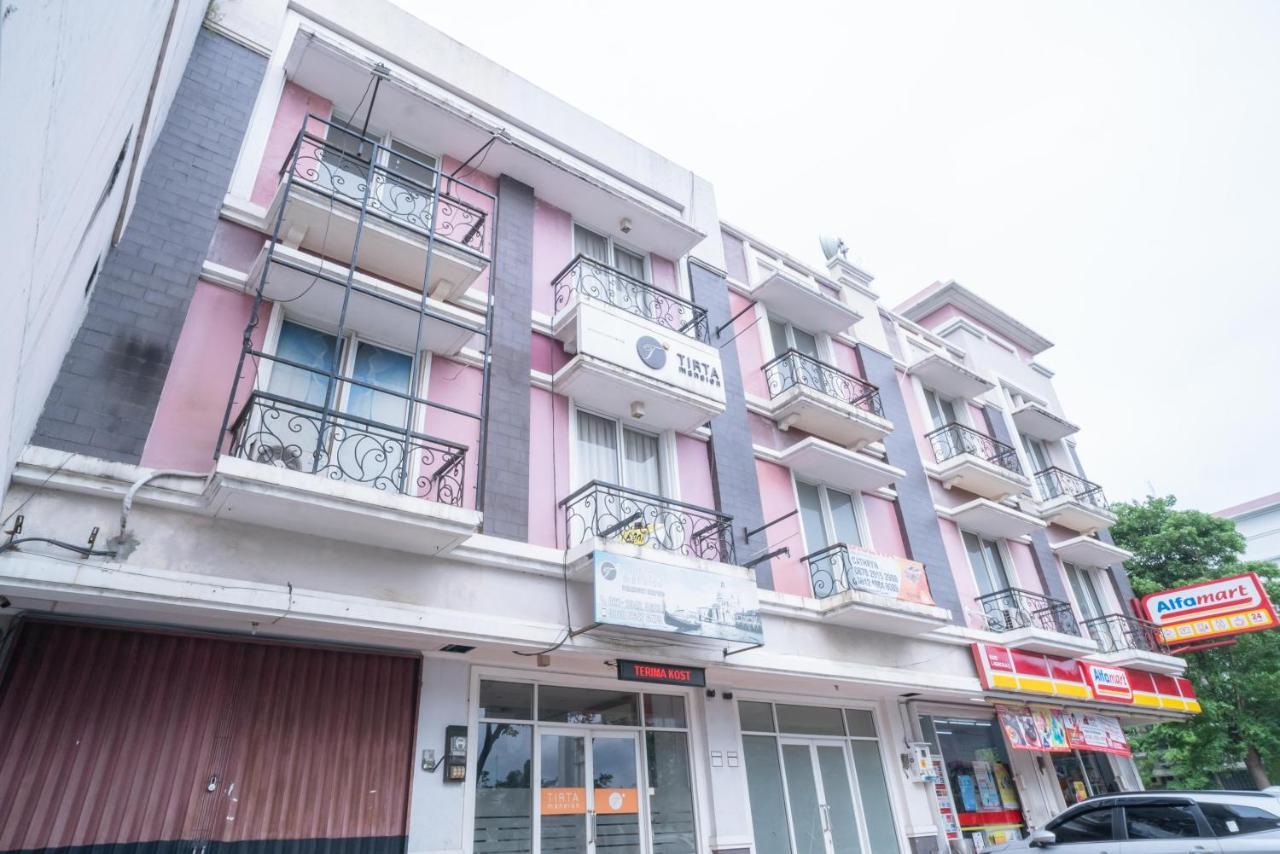 Reddoorz At Tirta Mansion Paramount Gading Cicayur Екстериор снимка