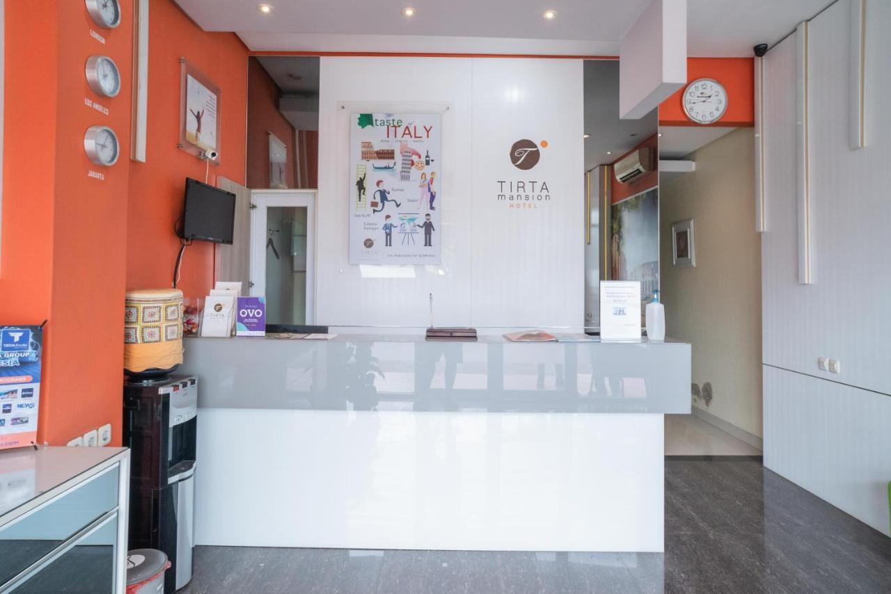 Reddoorz At Tirta Mansion Paramount Gading Cicayur Екстериор снимка